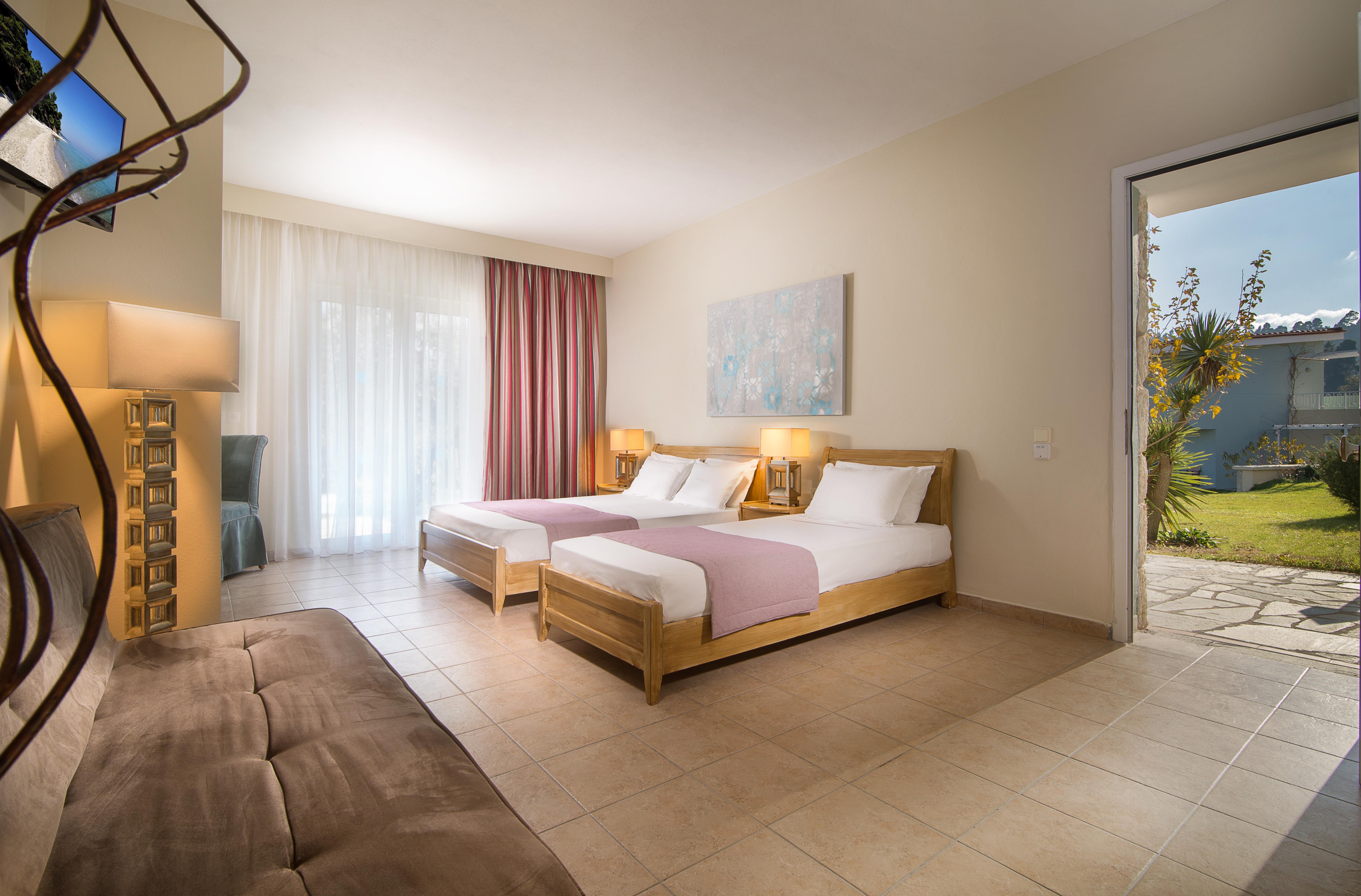 קריופיגי Alkion Hotel מראה חיצוני תמונה