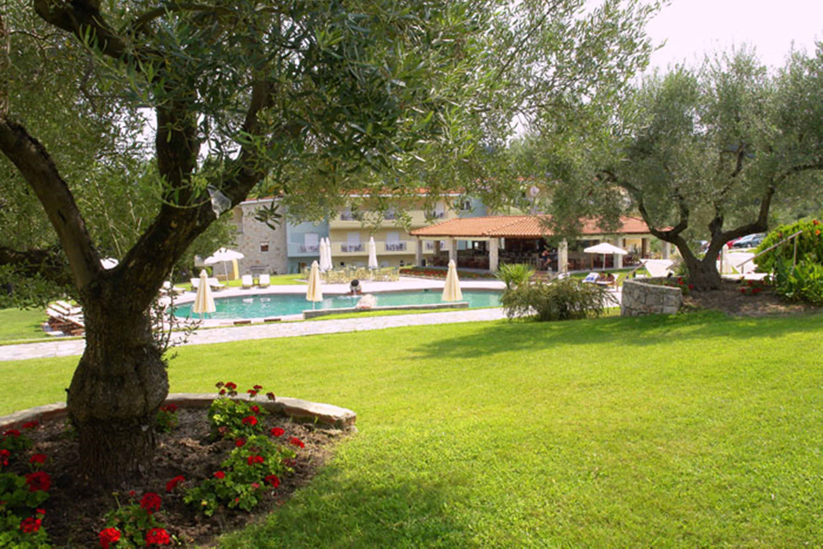קריופיגי Alkion Hotel מראה חיצוני תמונה