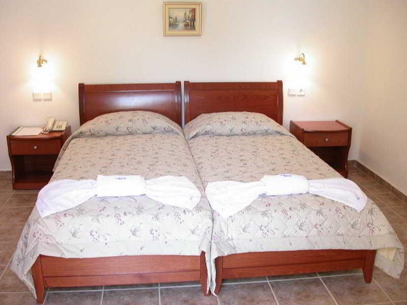 קריופיגי Alkion Hotel מראה חיצוני תמונה