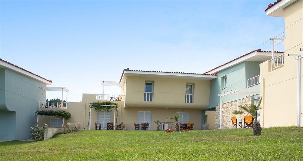 קריופיגי Alkion Hotel מראה חיצוני תמונה