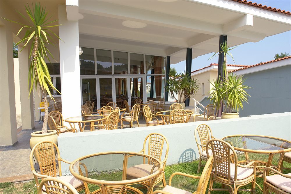 קריופיגי Alkion Hotel מראה חיצוני תמונה